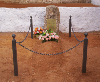 Tumba en el Cementerio de La Pesquera